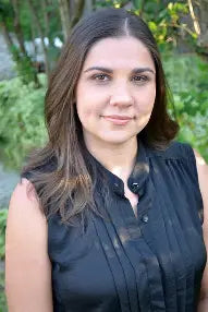 <em>Laura M.</em>
